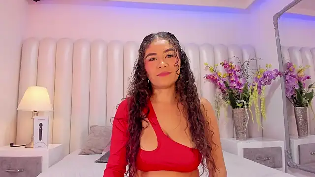 Snapshot of CamilaCastillo chatting on 25, 4, 2026 CamilaCastillo online show from 25, 4, 2026