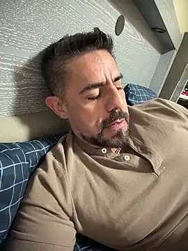 wolfbucker online show from 31, 3, 2026