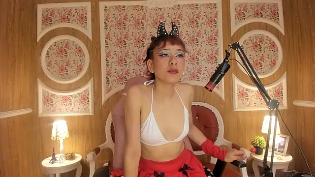 Snapshot of sweetkinkykloe chatting on 14, 1, 2026 sweetkinkykloe online show from 14, 1, 2026