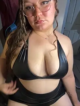 ParejaSutra69 online show from 7, 4, 2026