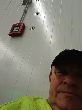 Snapshot of kanos71 chatting on 27, 5, 2026 kanos71 online show from 27, 5, 2026