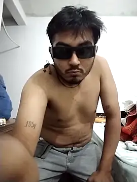 Huevosdtoro online show from 6, 1, 2026