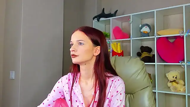 Alicia Adammss online show from 1, 2, 2026