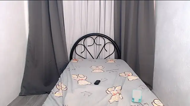 DivineCandy online show from 21, 7, 2026