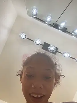 Snapshot of Tamiii420 chatting on 1, 4, 2026 Tamiii420 online show from 1, 4, 2026