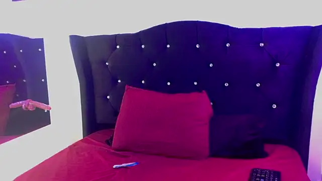 Angel adrien online show from 10, 4, 2026