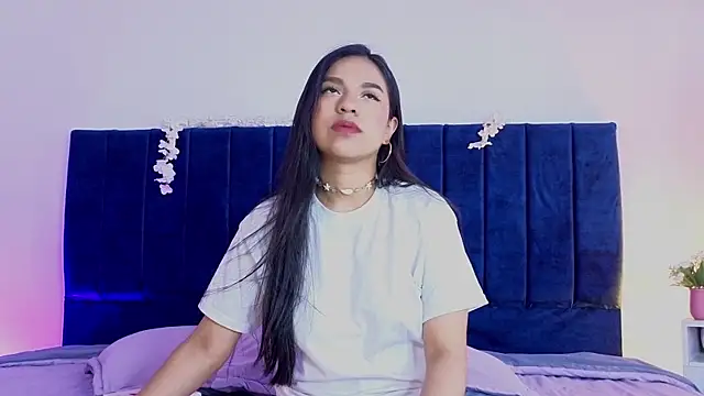 Snapshot of DulceRouss_ chatting on 13, 4, 2026 DulceRouss online show from 13, 4, 2026