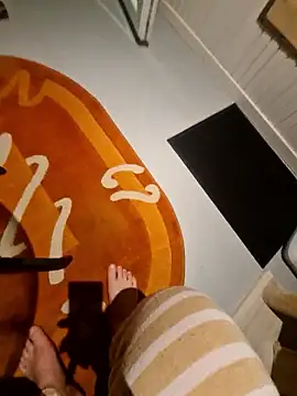 subi4sex online show from 13, 1, 2026