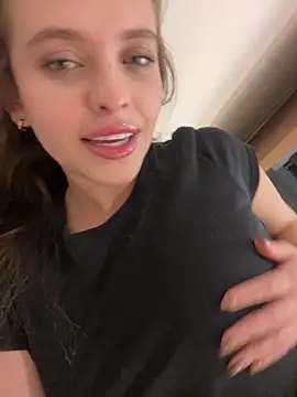 Snapshot of MARiana2619 chatting on 20, 2, 2026 MARiana2619 online show from 20, 2, 2026