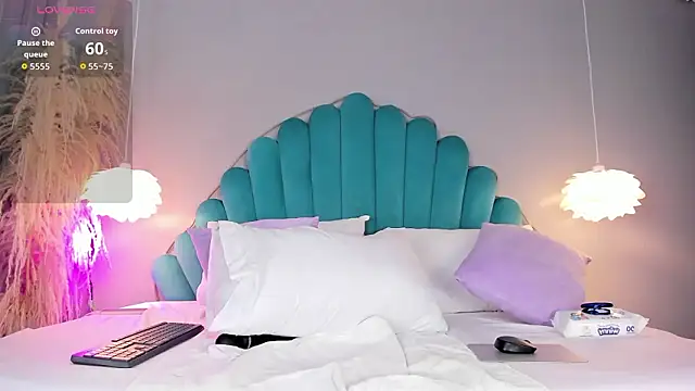 EmmaStonn  online show from 15, 1, 2026