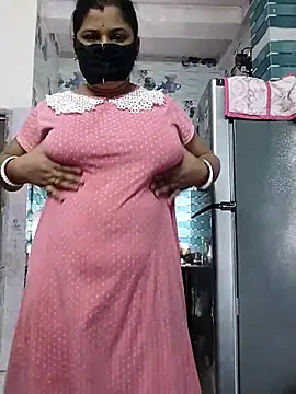 Snapshot of pinkisaha75 chatting on 22, 5, 2026 pinkisaha75 online show from 22, 5, 2026