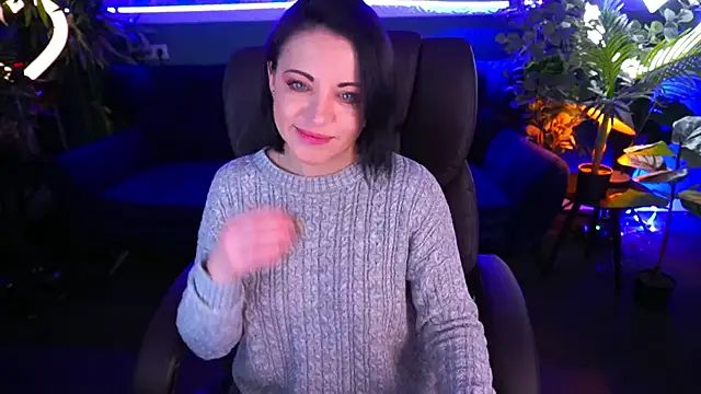 Dafni Monn online show from 14, 1, 2025