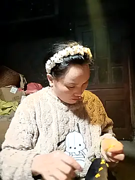 Snapshot of yu--yo chatting on 1, 2, 2026 yu--yo online show from 1, 2, 2026