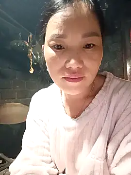 Snapshot of yu--yo chatting on 4, 2, 2026 yu--yo online show from 4, 2, 2026