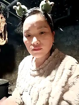 Snapshot of yu--yo chatting on 20, 2, 2026 yu--yo online show from 20, 2, 2026