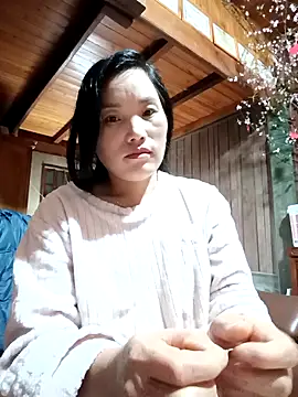 Snapshot of yu--yo chatting on 24, 2, 2026 yu--yo online show from 24, 2, 2026