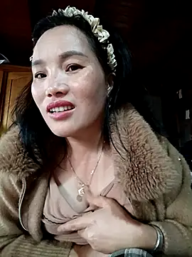 Snapshot of yu--yo chatting on 2, 3, 2026 yu--yo online show from 2, 3, 2026