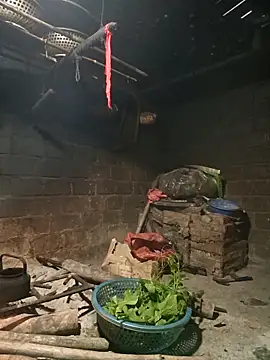 Snapshot of yu--yo chatting on 5, 3, 2026 yu--yo online show from 5, 3, 2026