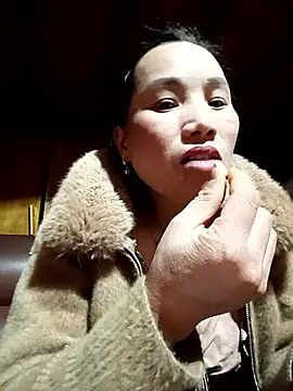 Snapshot of yu--yo chatting on 6, 3, 2026 yu--yo online show from 6, 3, 2026