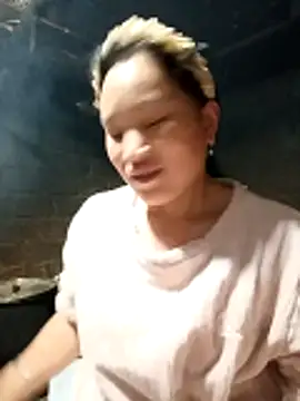 Snapshot of yu--yo chatting on 6, 3, 2026 yu--yo online show from 6, 3, 2026