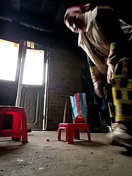 Snapshot of yu--yo chatting on 8, 3, 2026 yu--yo online show from 8, 3, 2026