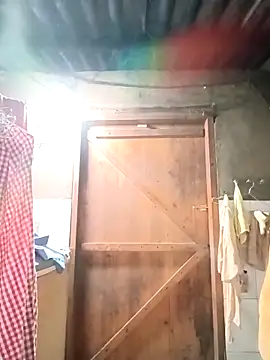 Snapshot of yu--yo chatting on 4, 4, 2026 yu--yo online show from 4, 4, 2026