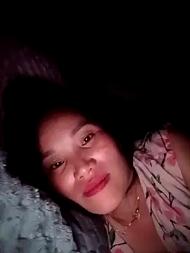 Snapshot of yu--yo chatting on 8, 4, 2026 yu--yo online show from 8, 4, 2026