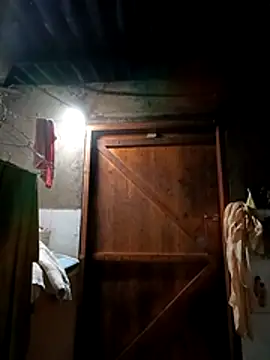 Snapshot of yu--yo chatting on 11, 4, 2026 yu--yo online show from 11, 4, 2026