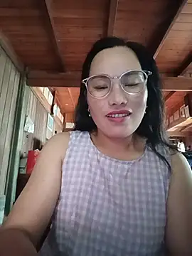 Snapshot of yu--yo chatting on 9, 7, 2026 yu--yo online show from 9, 7, 2026