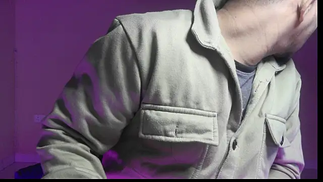 Snapshot of CutieVibe01 chatting on 13, 2, 2026 CutieVibe01 online show from 13, 2, 2026