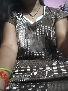 Nilam cute online show from 17, 5, 2026