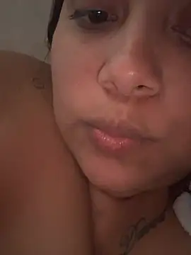 Snapshot of tatikanyx chatting on 4, 6, 2026 tatikanyx online show from 4, 6, 2026