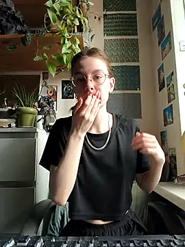 Shy Bamby online show from 1, 7, 2026