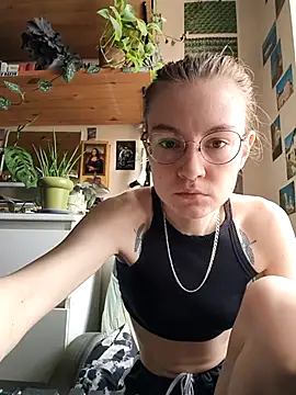Shy Bamby online show from 14, 7, 2026