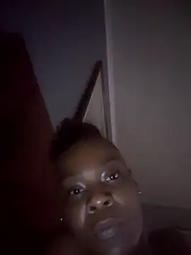 BigbootyHoe27 online show from 7, 1, 2026