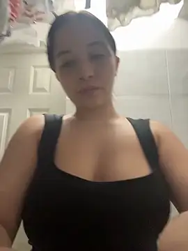 Snapshot of AliciaWhite_nt chatting on 13, 6, 2026 AliciaWhite nt online show from 13, 6, 2026