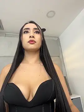 Snapshot of IvonneOwen chatting on 17, 6, 2026 IvonneOwen online show from 17, 6, 2026