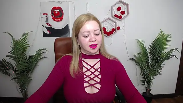 OliviaVerr online show from 24, 4, 2026