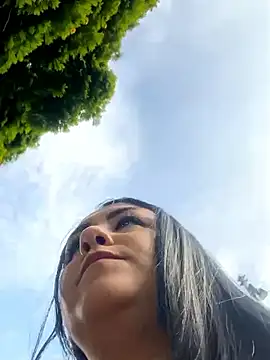 nathacha1230 online show from 15, 4, 2026