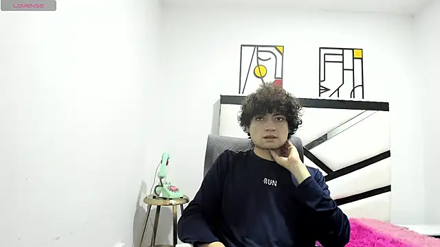 SHAW FROSTE online show from 13, 1, 2026