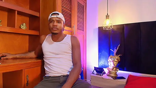 Latinblack 98 online show from 14, 1, 2026