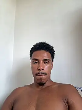 LorenzoBlack27 online show from 20, 3, 2026