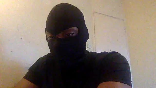 Balaclavaloveee online show from 11, 1, 2026