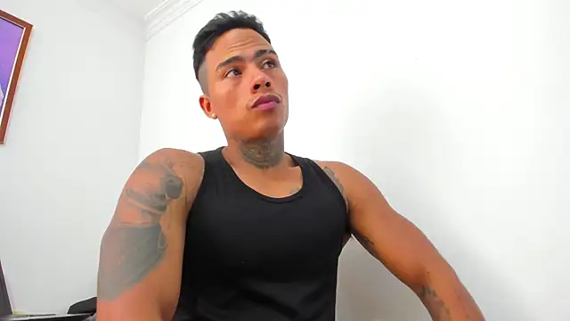 Snapshot of santiagotx chatting on 9, 1, 2026 santiagotx online show from 9, 1, 2026