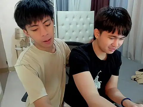 davincihugecock online show from 10, 3, 2026