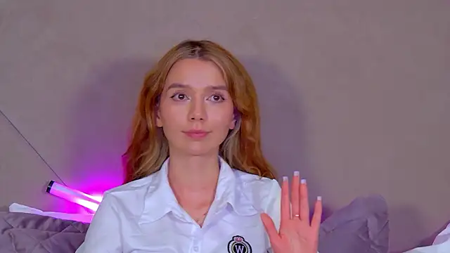 VanessaVienne online show from 3, 2, 2026