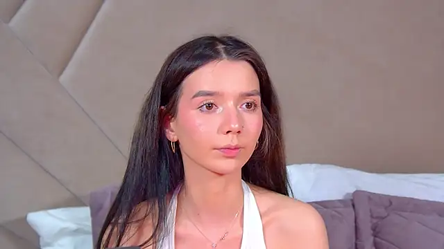 VanessaVienne online show from 10, 3, 2026