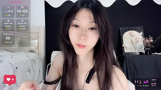 Queenbb88 online show from 12, 7, 2026