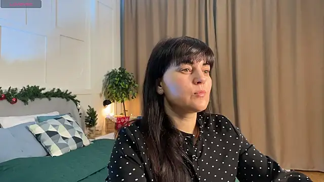  SilkyShadow  online show from 13, 1, 2026