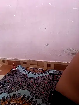 eddy girl online show from 13, 4, 2026